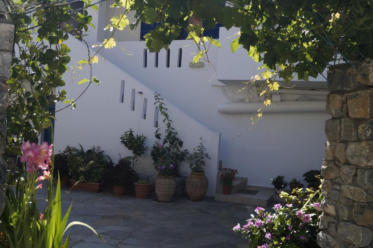 Paralia Guest House Agia Roumeli Exterior foto